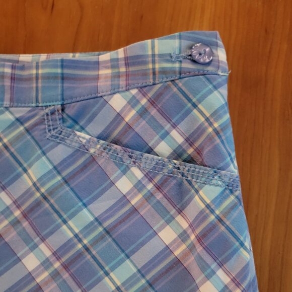 Dockers Golf Plaid Athletic Skort - 10 - Picture 5 of 10